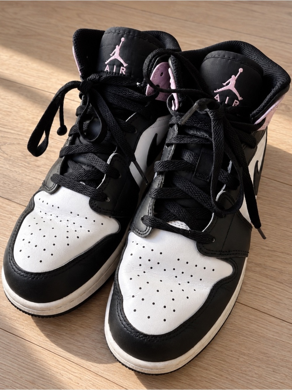 Nike Air Jordan 1 Mid Arctic Pink Black White GS 6Y Women’s 7.5